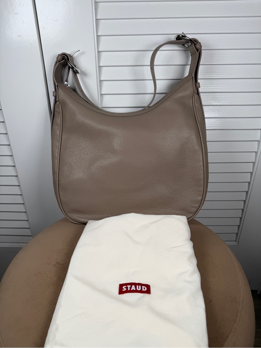 STAUD Pine Hobo in Dune (Taupe) Leather new - Picture 2 of 8